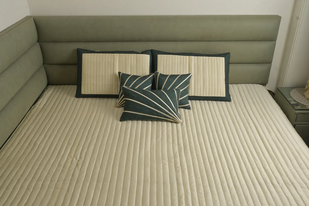 Ivory Emerald Minimal Quilted Bedcover