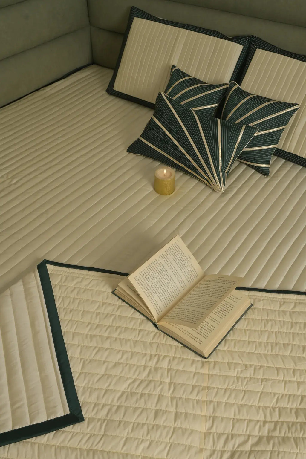 Ivory Emerald Minimal Quilted Bedcover