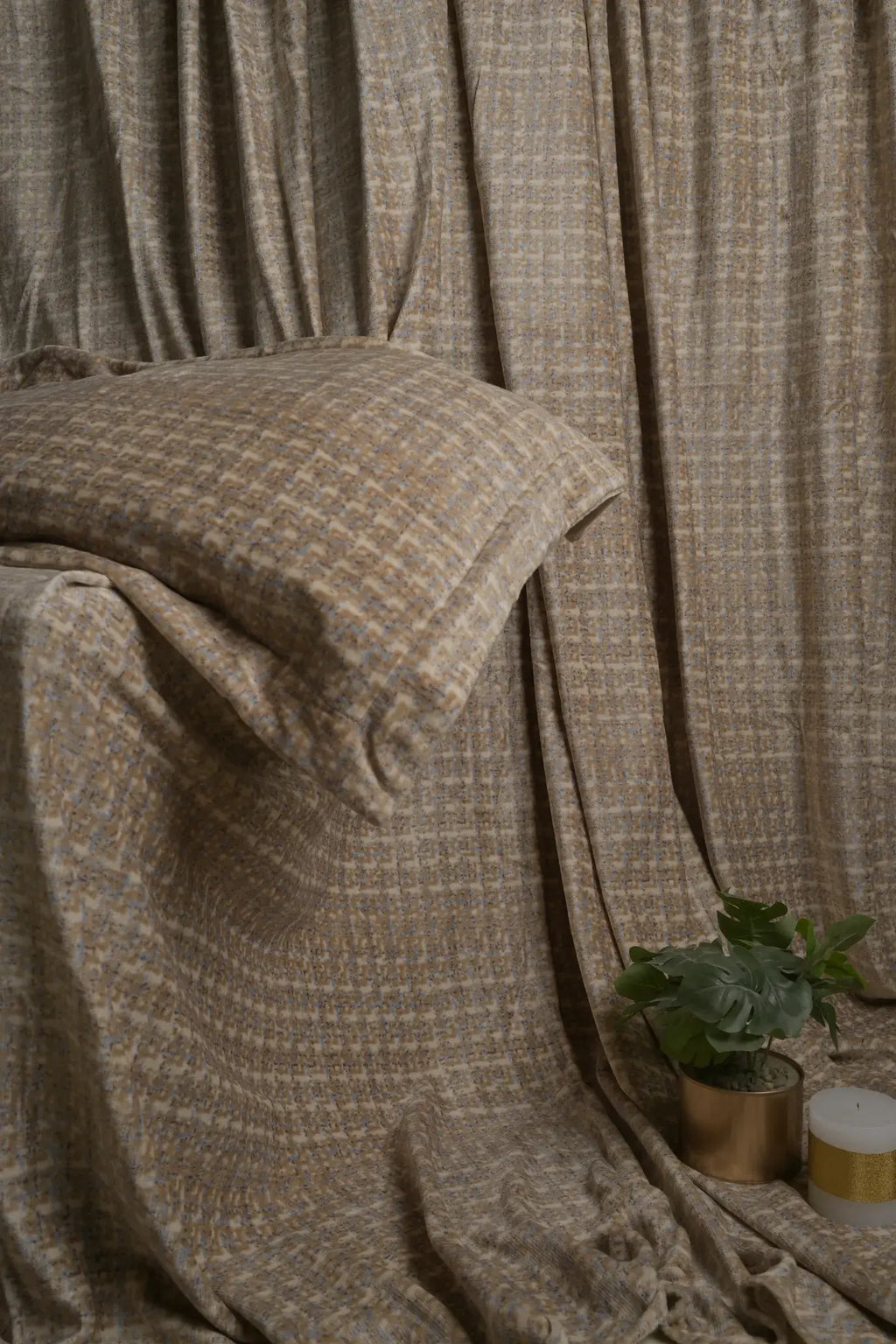 Rustic Sand Textured Fleece Throw