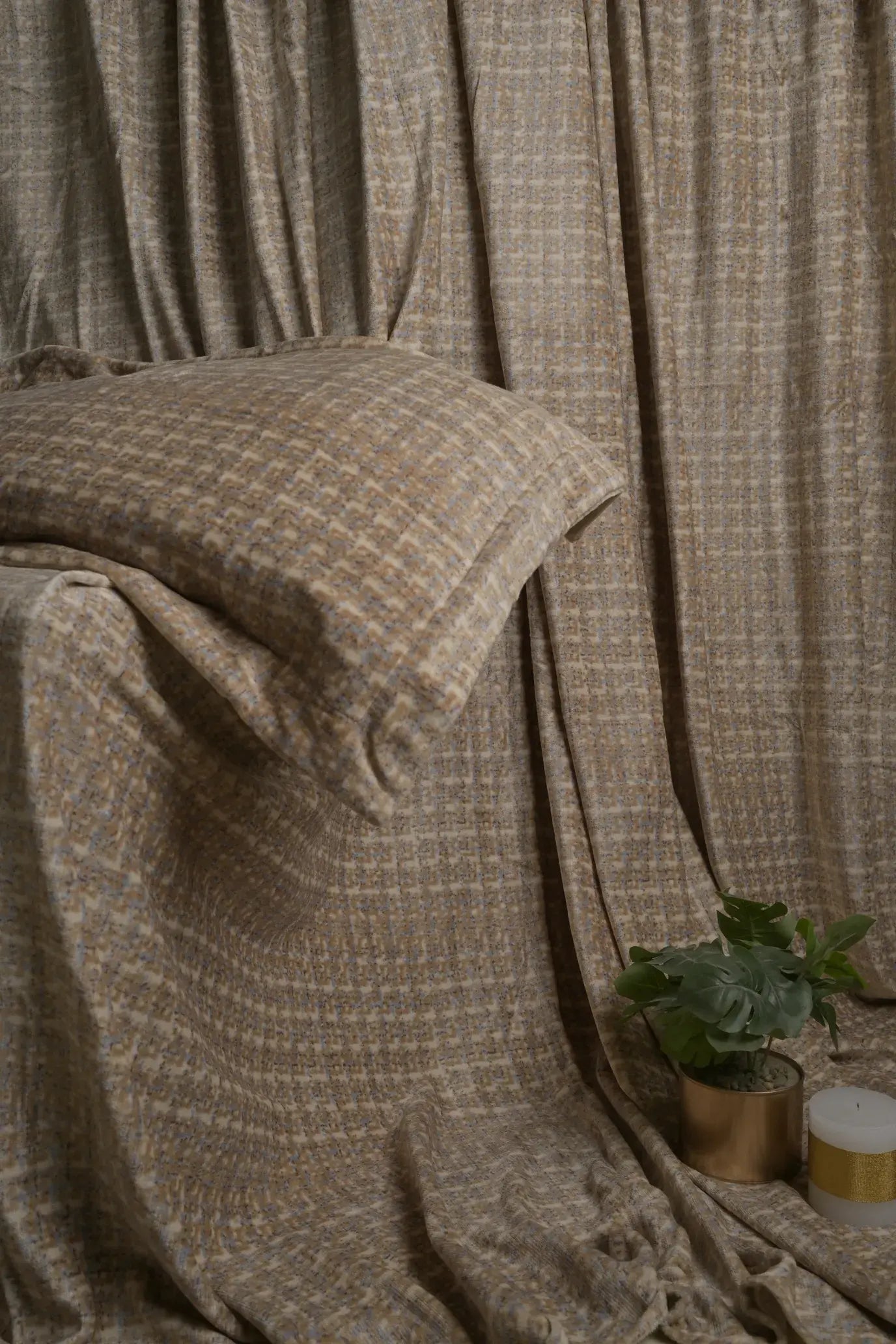 Rustic Sand Textured Fleece Throw