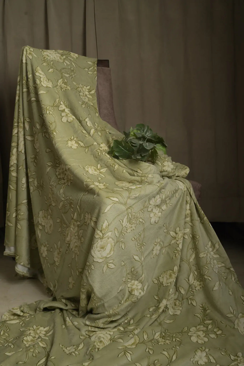 Sage Garden Warm Fleece Throw