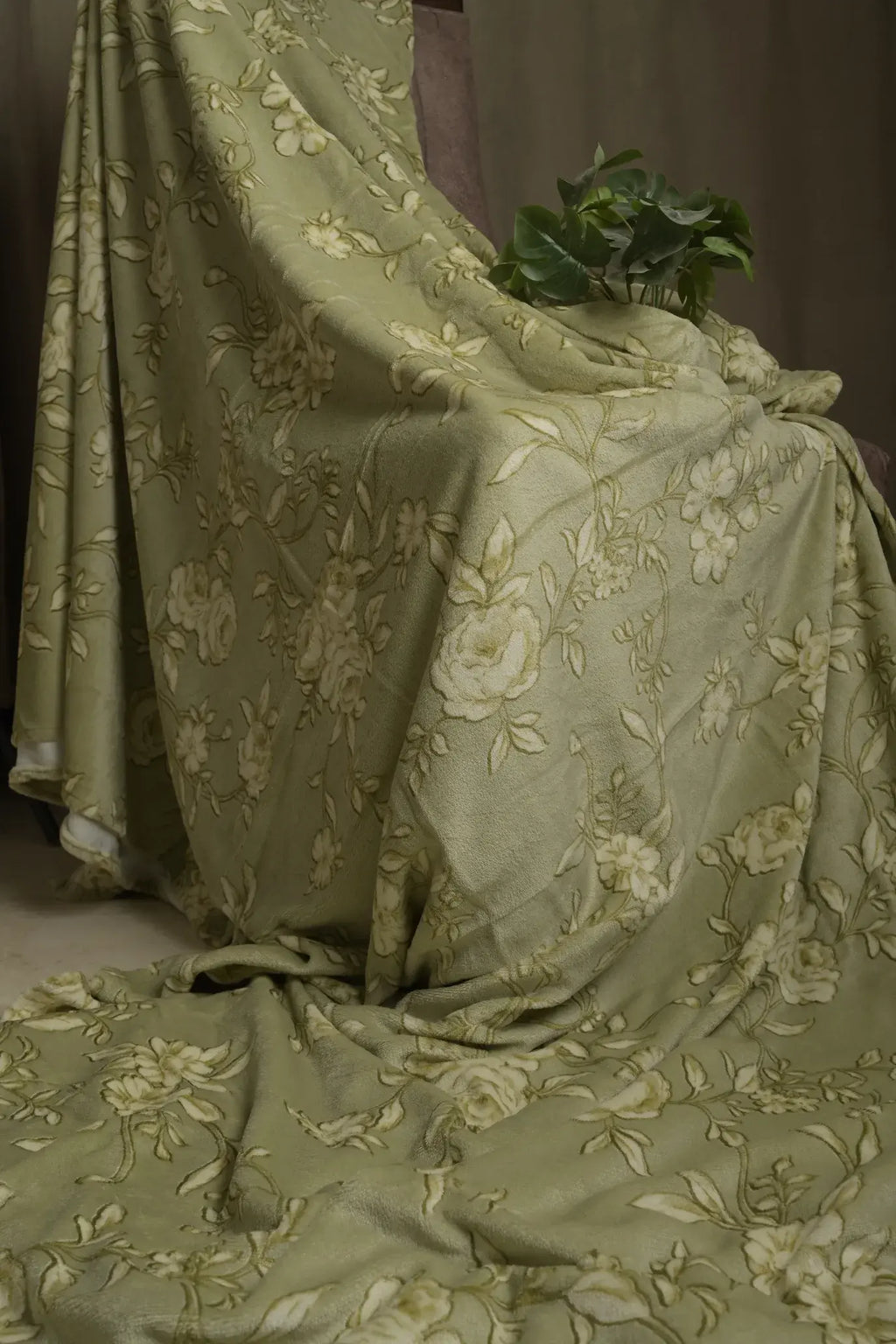 Sage Garden Warm Fleece Throw