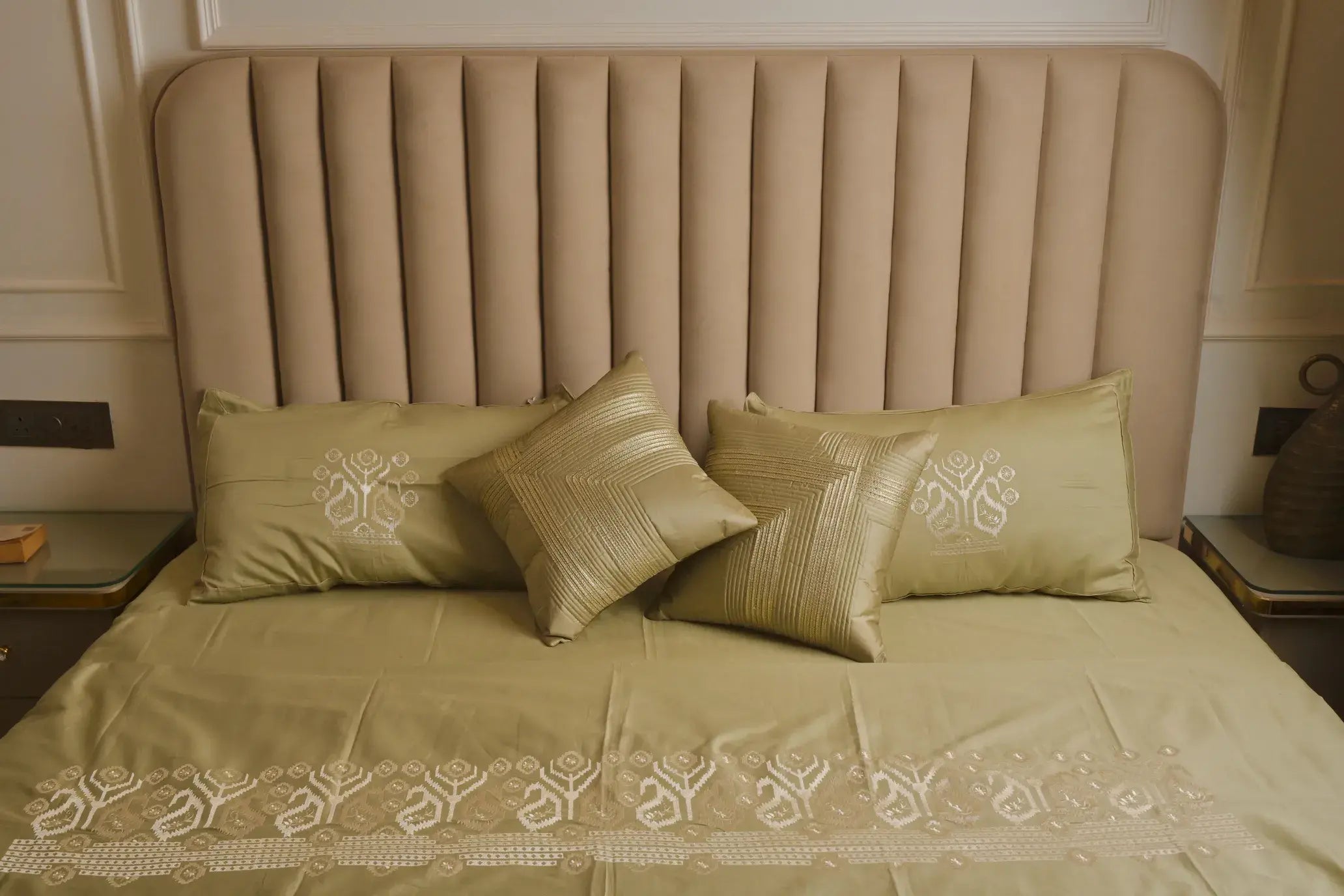 Aurelia Olive Satin-Cotton Geometric Bedcover